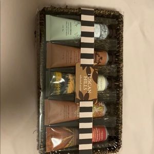 Lotion set with basket